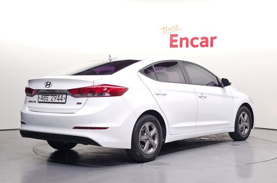 Hyundai AVANTE 1.6 GDI Smart — пробег 175 791 км — фото 2 из 5