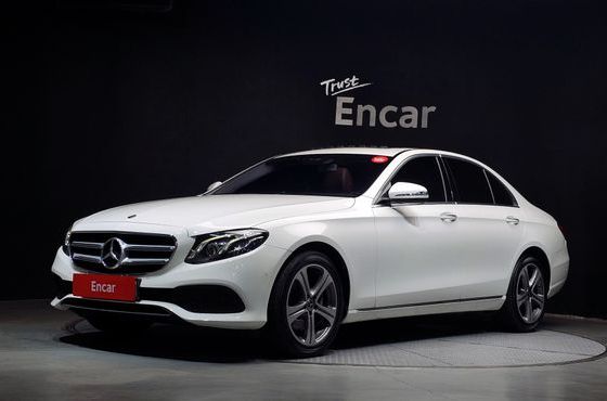Mercedes-Benz E-Class E220d Avantgarde — пробег 94 312 км — фото 1 из 5