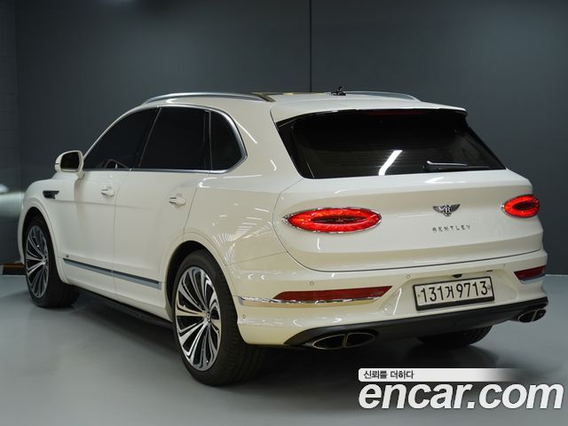 Bentley Bentayga 4.0 V8 — пробег 38 000 км — фото 2 из 5
