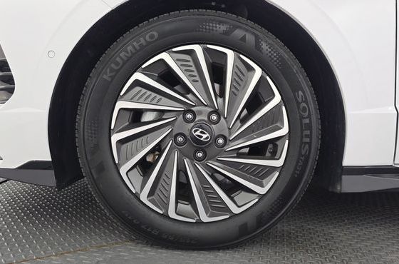 Hyundai Sonata Exclusive — пробег 21 643 км — фото 5 из 5