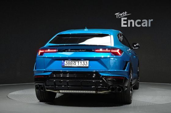 Lamborghini Urus 4.0 V8 S — пробег 4 208 км — фото 4 из 5