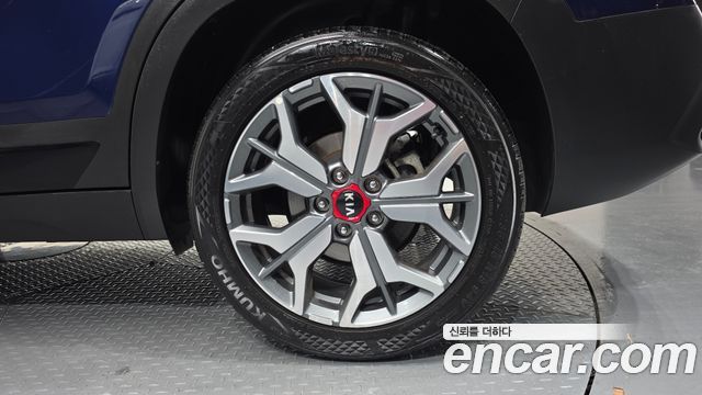 Kia Seltos из Кореи Encar