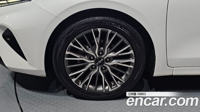 Kia K3 из Кореи Encar