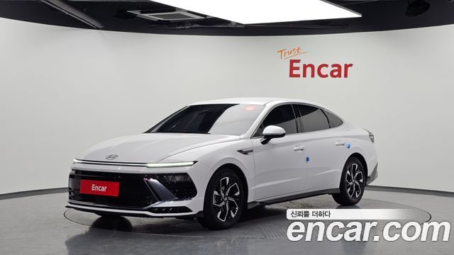 Hyundai Sonata 2.0 Premium — пробег 13 810 км — фото 1 из 5