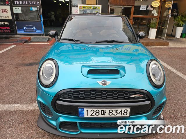 Mini Cooper Convertible Standard 3rd — пробег 130 400 км — фото 1 из 5
