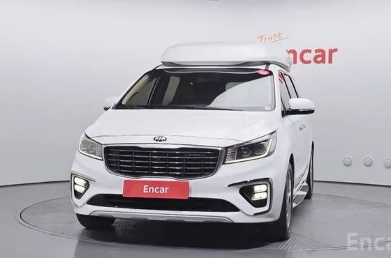 Kia Carnival 7-Seater Hi-Limousine VIP — пробег 91 520 км — фото 3 из 5