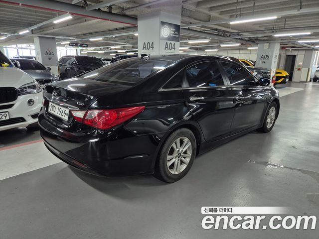 Hyundai Sonata Prime High-Deluxe — пробег 75 394 км — фото 2 из 5