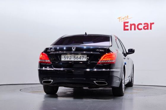 Hyundai Equus VS380 LUXURY — пробег 177 778 км — фото 4 из 5
