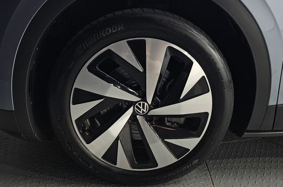 Volkswagen ID.4 Pro — пробег 8 602 км — фото 5 из 5