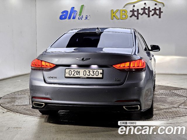 Hyundai Genesis из Кореи Encar