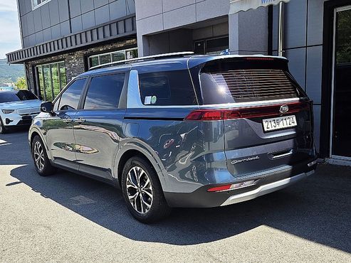Kia Carnival 9-Seater Prestige — пробег 81 898 км — фото 3 из 5