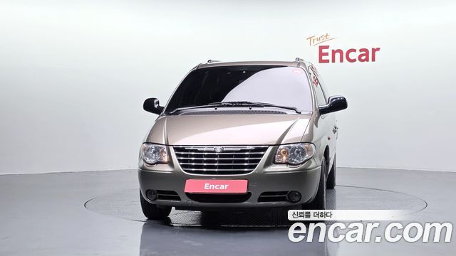 Chrysler Grand Voyager 3.3 LIMITED — пробег 39 685 км — фото 3 из 5