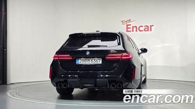 BMW M5 M5 Touring — пробег 5 181 км — фото 4 из 5