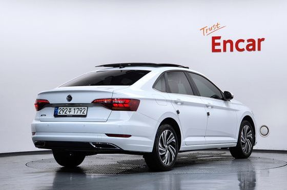 Volkswagen Jetta 1.4 TSI Prestige — пробег 13 288 км — фото 2 из 5