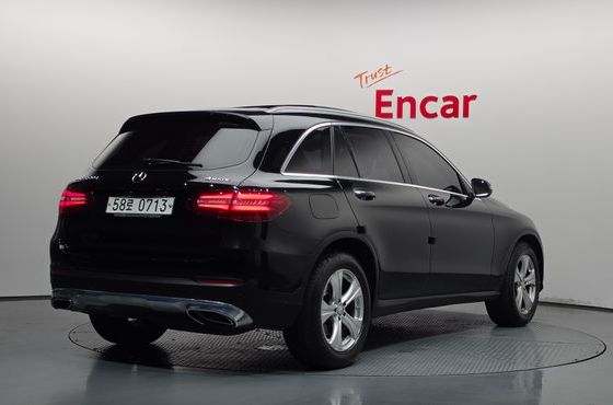 Mercedes-Benz GLC-Class GLC220 d 4MATIC — пробег 49 623 км — фото 2 из 5