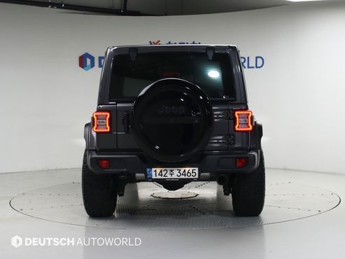 Jeep Wrangler 2.0 Overland Power Top 4Door — пробег 53 041 км — фото 4 из 5