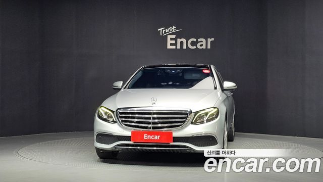 Mercedes-Benz E-Class из Кореи Encar