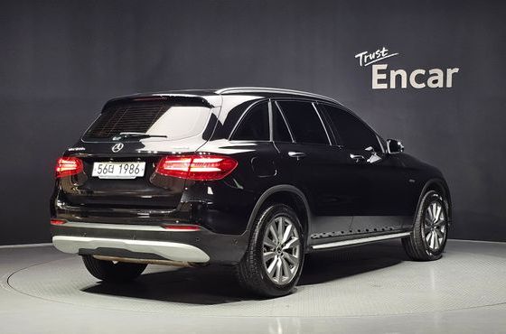 Mercedes-Benz GLC-Class GLC350e 4MATIC — пробег 69 803 км — фото 2 из 5