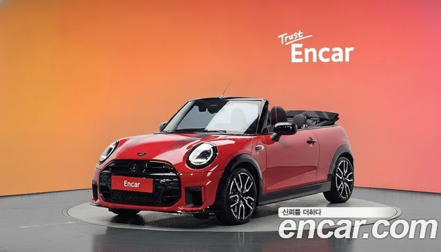 Mini Cooper Convertible JCW — пробег 11 354 км — фото 1 из 5