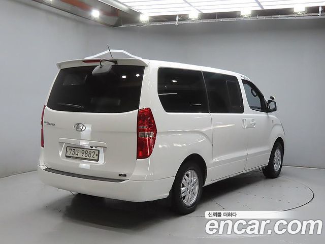 Hyundai Starex 12-Seater LPi Wagon Smart — пробег 52 607 км — фото 4 из 5