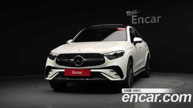 Mercedes-Benz GLC-Class GLC300 4MATIC Coupe — пробег 13 488 км — фото 3 из 5
