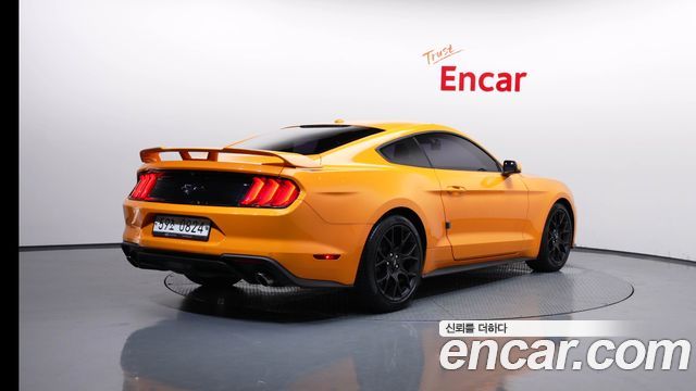 Ford Mustang Coupe — пробег 24 752 км — фото 2 из 5