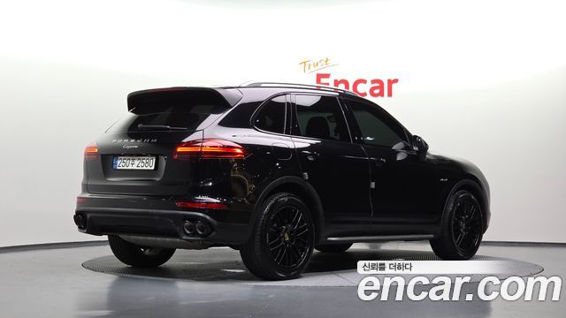 Porsche Cayenne 3.0 Diesel 958 — пробег 99 329 км — фото 2 из 5