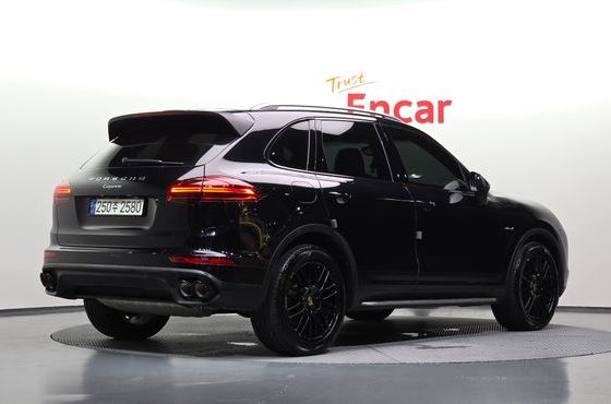 Porsche Cayenne 3.0 Diesel 958 — пробег 99 329 км — фото 2 из 5