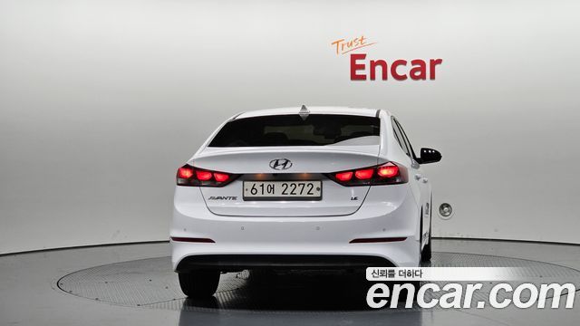 Hyundai AVANTE из Кореи Encar