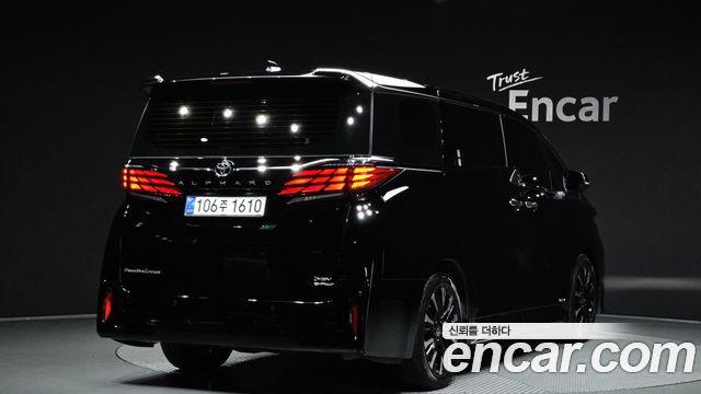Toyota Alphard 2.5 HEV Executive AWD — пробег 14 663 км — фото 2 из 5