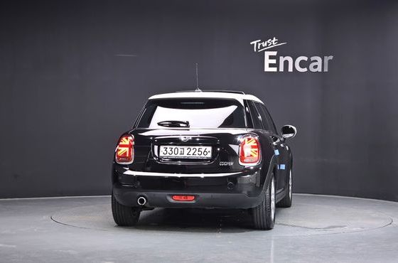 Mini Cooper 5Door HIGH 3rd — пробег 16 891 км — фото 4 из 5