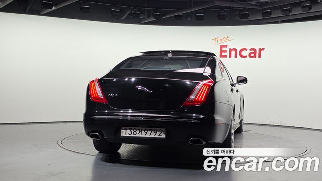 Jaguar XJ 3.0D Premium Luxury LWB X351 — пробег 230 137 км — фото 4 из 5