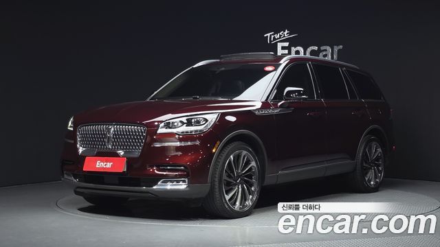 Lincoln Aviator 3.0 Reserve  AWD — пробег 75 017 км — фото 1 из 5