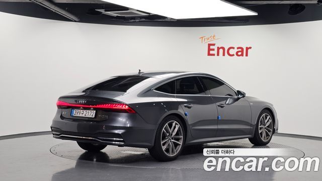 Audi A7 55 TFSI Quattro Premium — пробег 72 404 км — фото 2 из 5