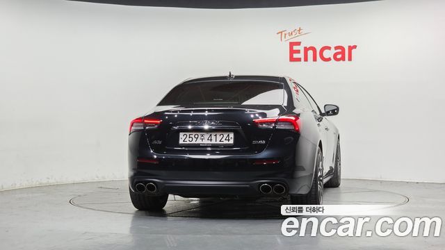 Maserati Ghibli из Кореи Encar