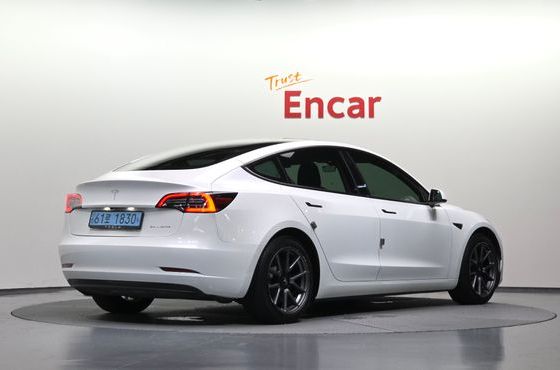 Tesla Model 3 Long Range AWD — пробег 39 746 км — фото 2 из 5