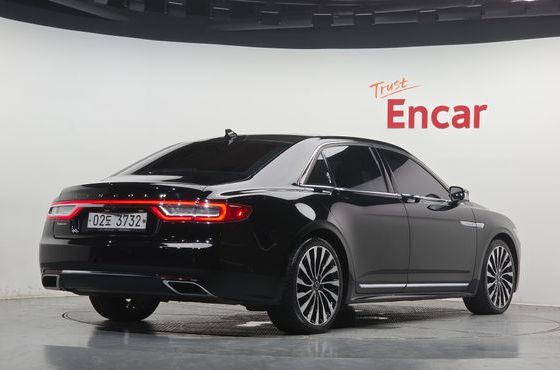 Lincoln Continental 3.0 Presidential AWD — пробег 35 821 км — фото 2 из 5