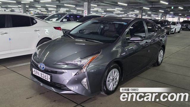 Toyota Prius из Кореи Encar