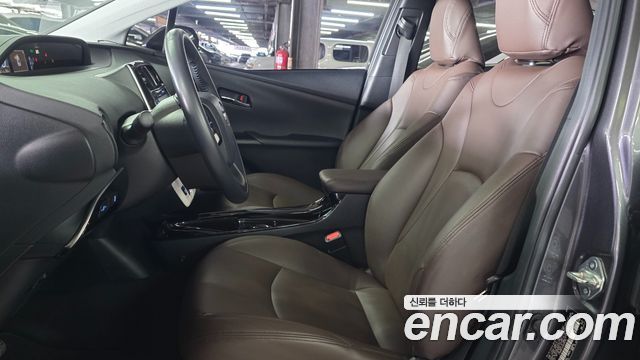Toyota Prius из Кореи Encar
