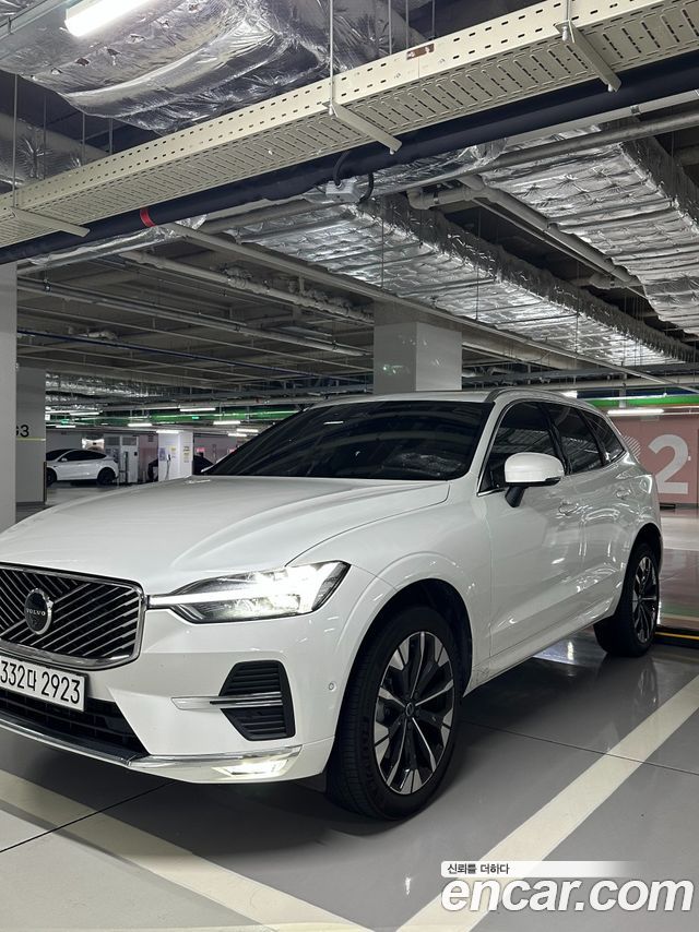 Volvo XC60 B5 Ultra Bright Air Sus — пробег 22 601 км — фото 3 из 5