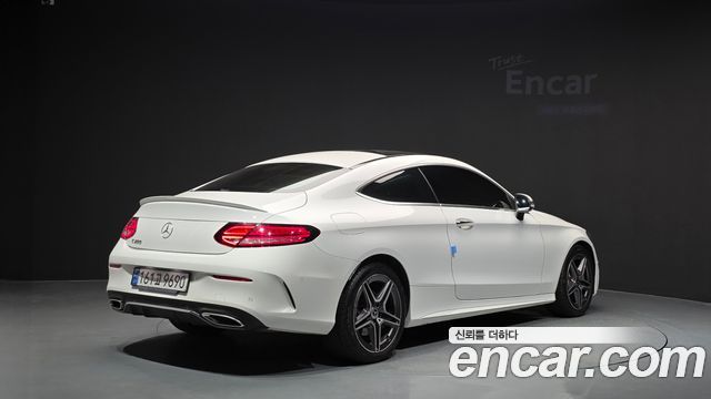 Mercedes-Benz C-Class из Кореи Encar