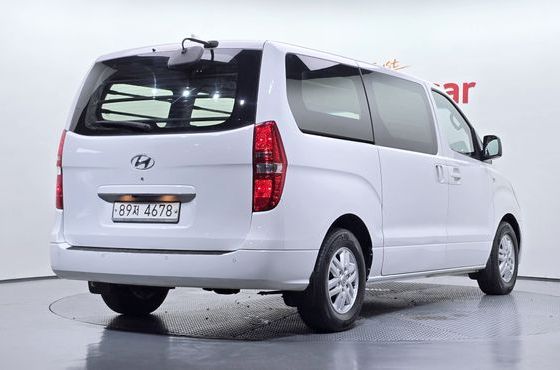 Hyundai Starex 3-Seater VAN Smart — пробег 143 194 км — фото 2 из 5