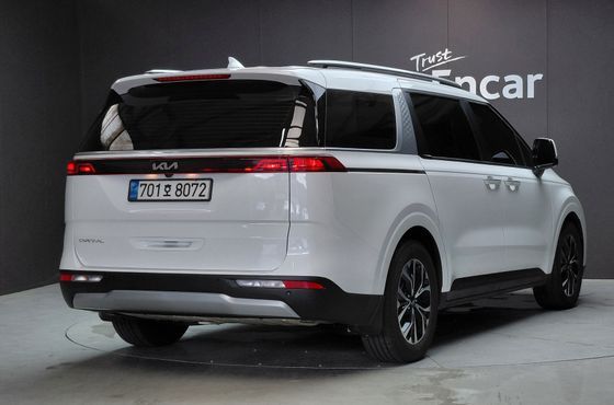 Kia Carnival Gasoline 11-Seater Prestige — пробег 38 803 км — фото 2 из 5