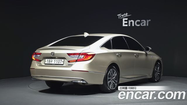 Honda Accord 2.0 Hybrid Touring — пробег 172 136 км — фото 2 из 5