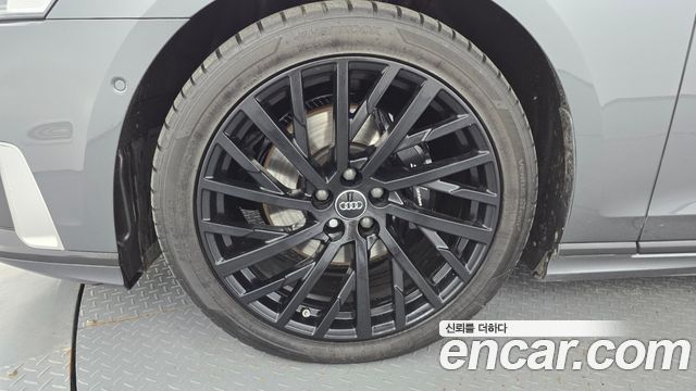Audi A8 из Кореи Encar