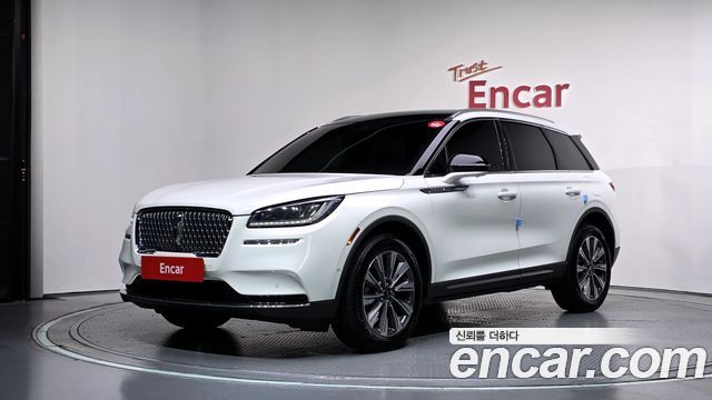 Lincoln Corsair 2.0 Reserve AWD — пробег 71 633 км — фото 1 из 5