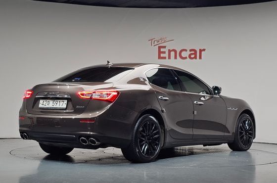 Maserati Ghibli 3.0 Diesel 3rd — пробег 107 568 км — фото 2 из 5