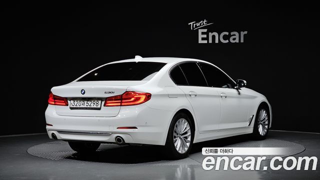 BMW 5-Series 530i Luxury Plus — пробег 93 815 км — фото 2 из 5