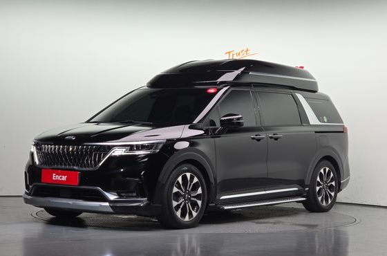 Kia Carnival Diesel 7-Seater Hi-Limousine Signature — пробег 129 291 км — фото 1 из 5