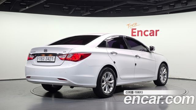 Hyundai Sonata LPI Smart — пробег 128 385 км — фото 2 из 5